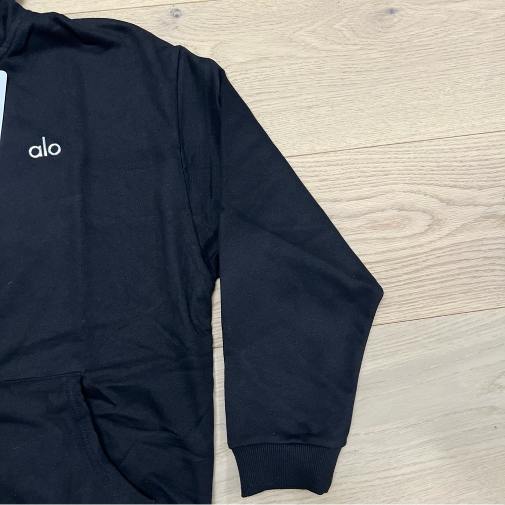 ALO Yoga Unisex Black Zip-Up Hoodie and Jogger Set - Picture 5 of 15